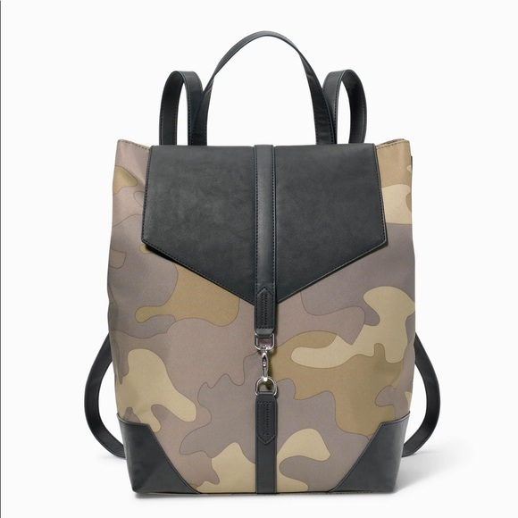 Stella & Dot Ava Backpack - Picture 3 of 5